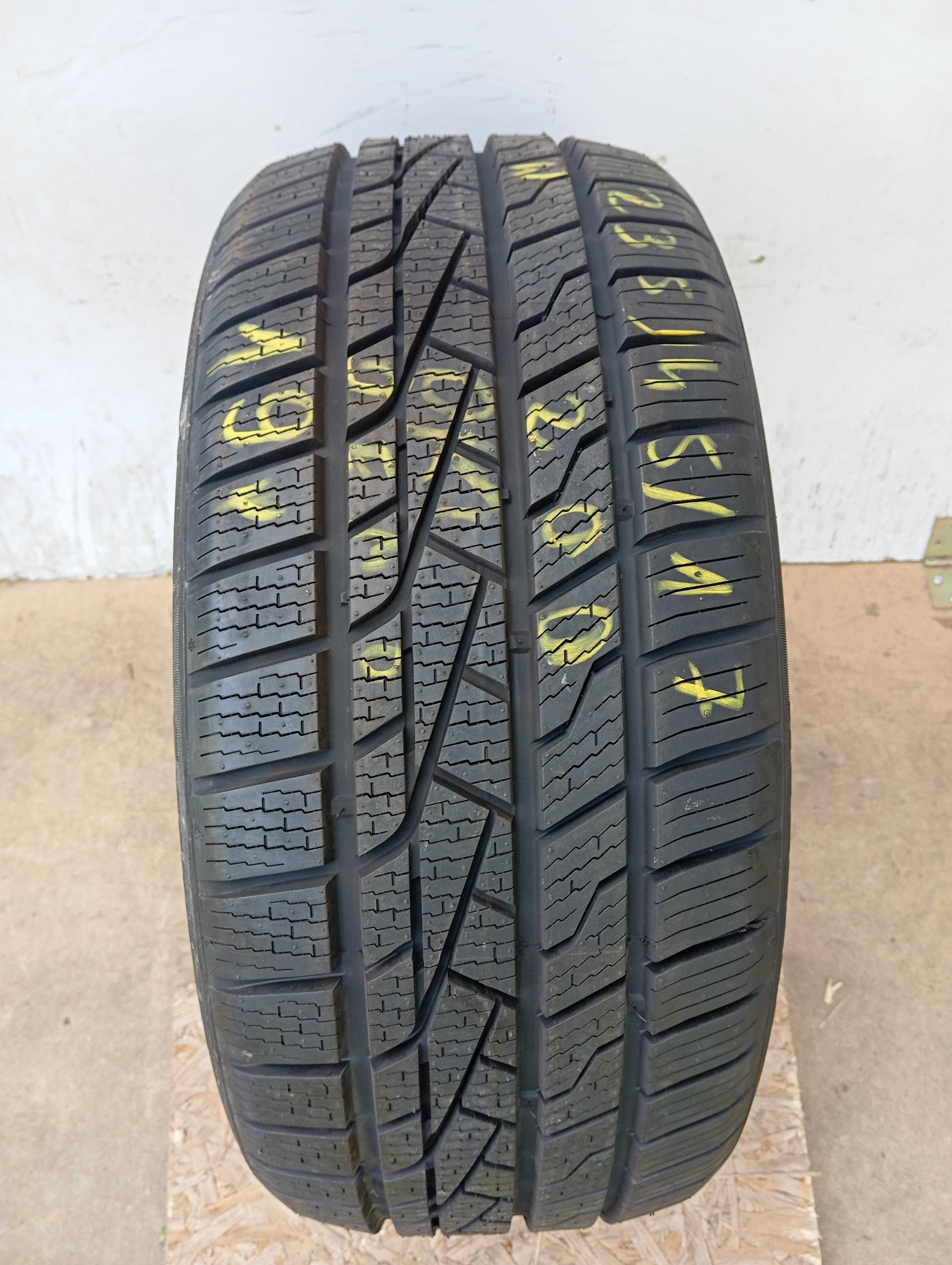 1x 235/45 R17 97V Landsail 4-seasons 2019 8,3mm