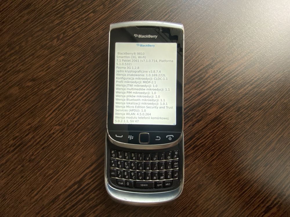 BlackBerry Torch 9810 – sprawny, w dobrym stanie