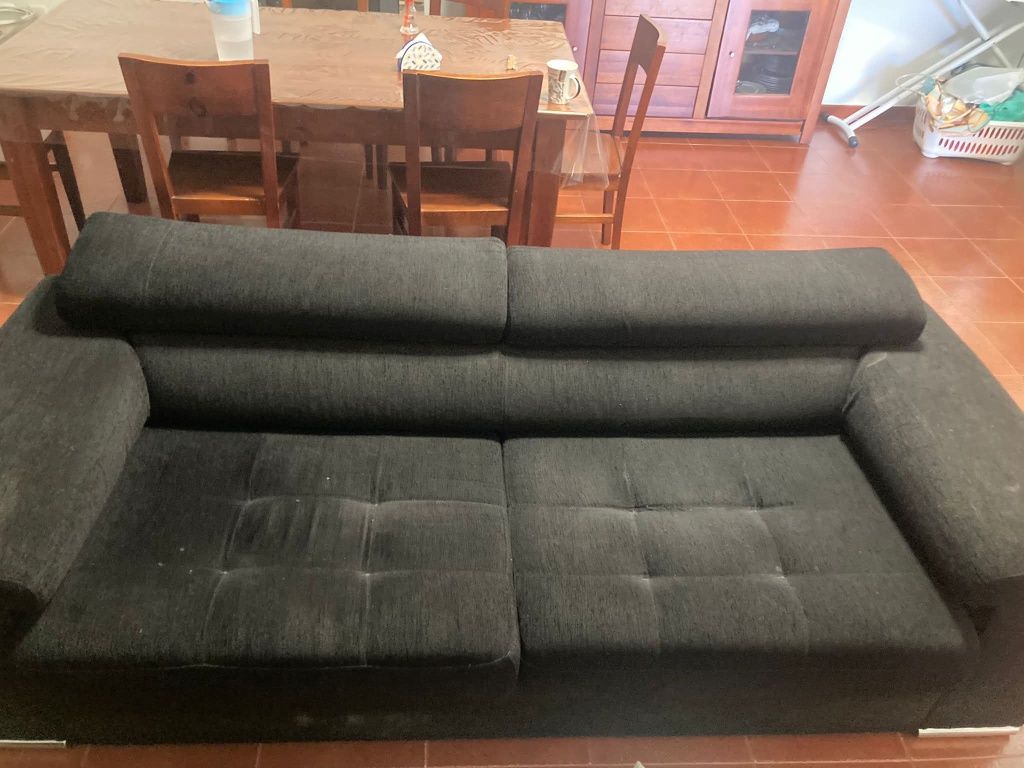 Sofa impecal tecido confortável