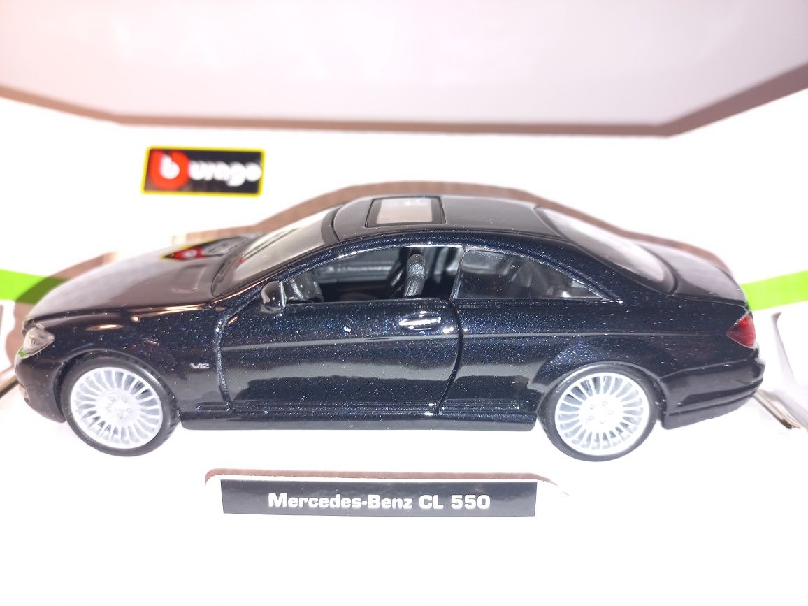 Bburago Mercedes-Benz CL 550, skala 1:32