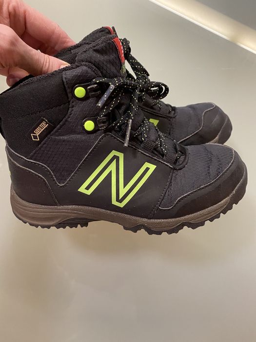 Дитячі Чоботи New Balance усісезонні. Розмір 30. Мембрана Gore-tex