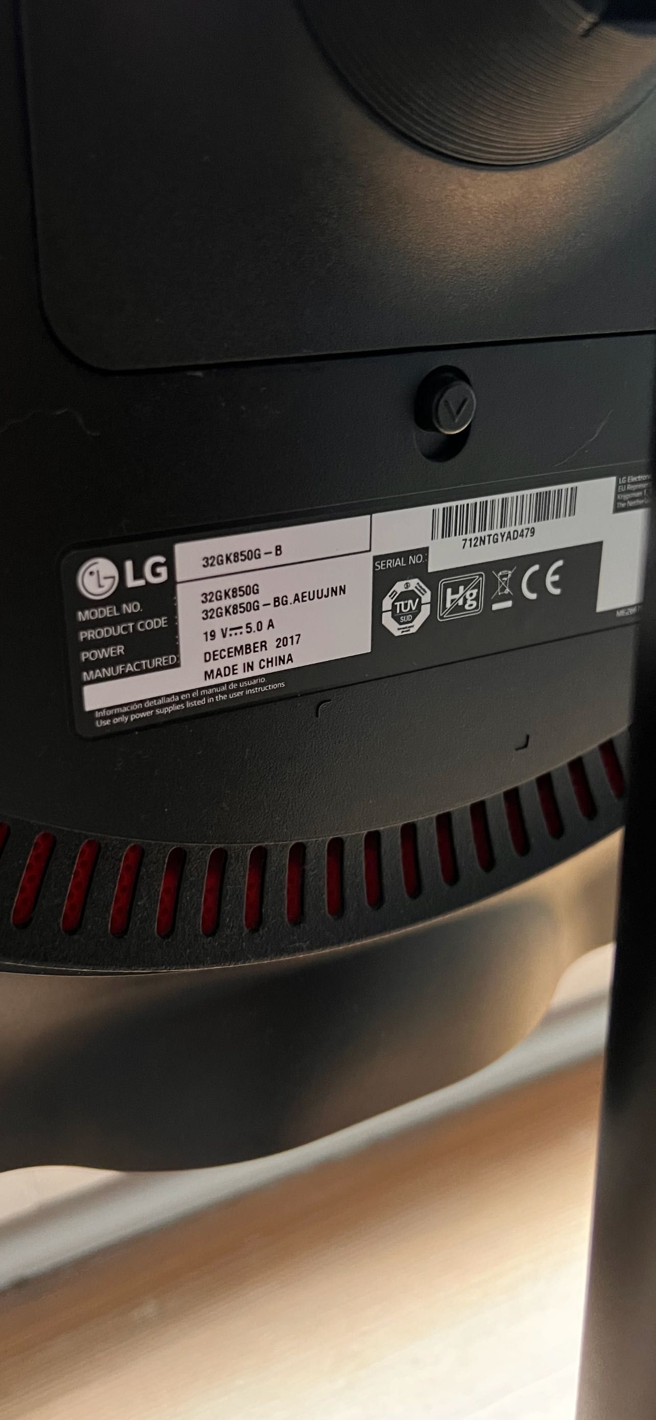 Monitor LG 32”GK850-G