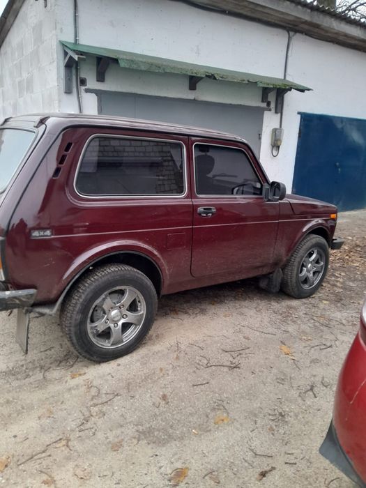 Нива 2011год,газ-бензин