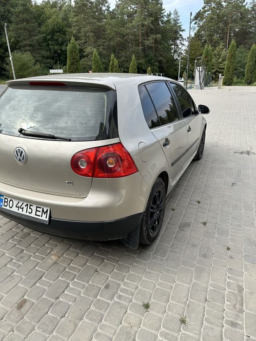 Продається гольф 5