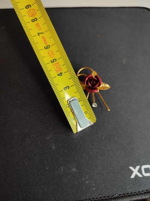 Broszka Róża - ciekawy design - vintage