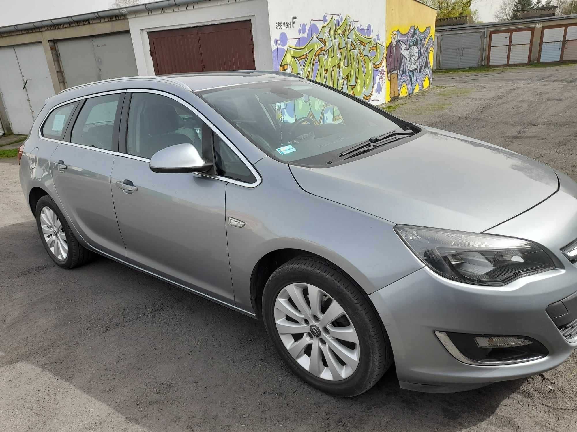 Opel Astra 1.6 CDTI 2014