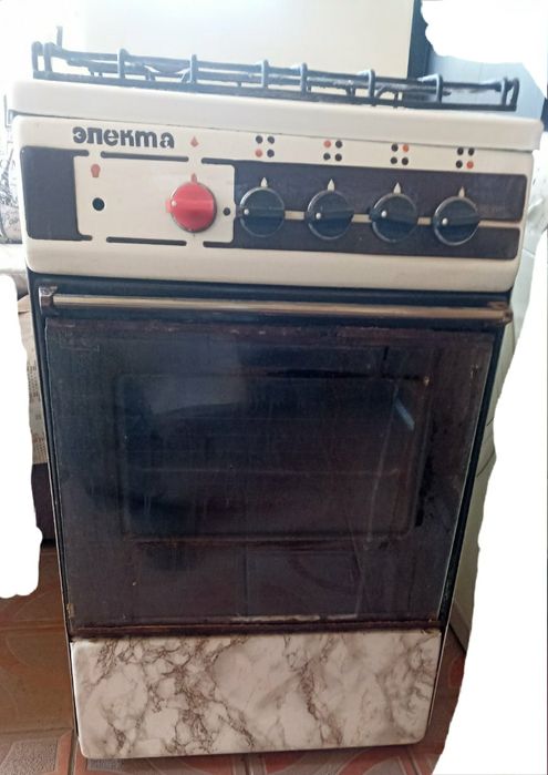 Газова плита Електа в гарному стані