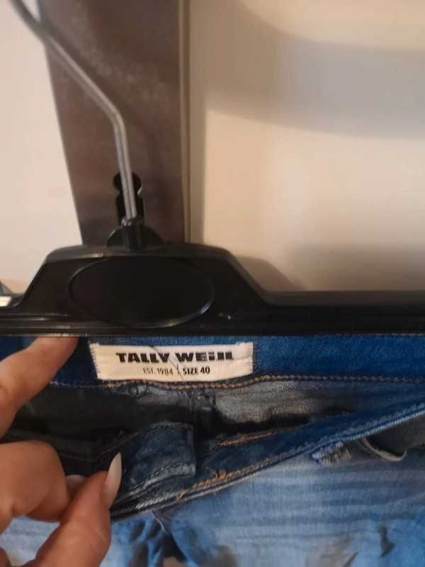 Nowe bez metki elastyczne jeansy dżinsy niski stan Tally Weijl 40 L