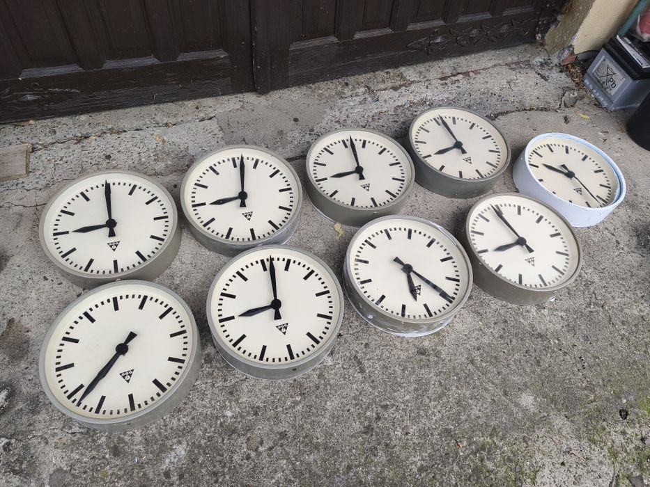 Zegar ścienny dworcowy Pragotron Elektrocas PV30, retro UNIKAT!