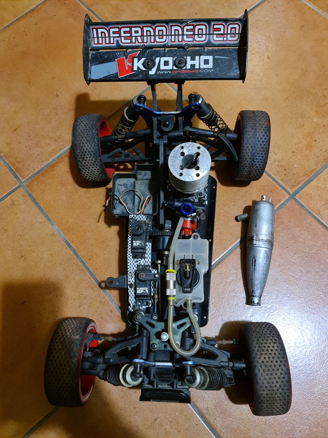 Carro rc Inferno neo 2.0
