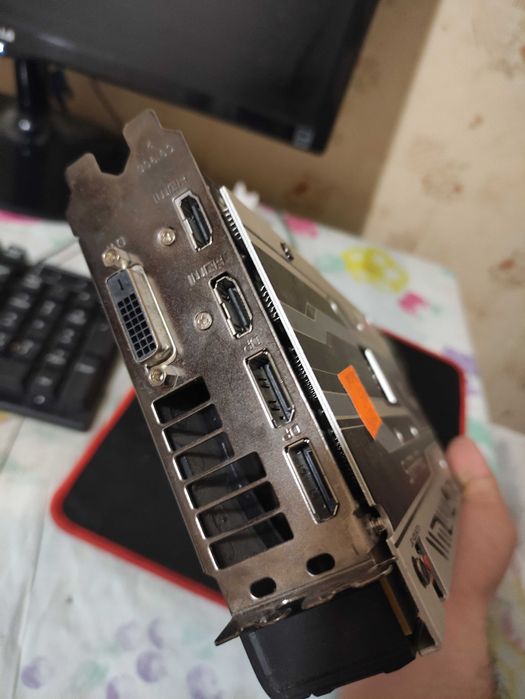 Продам видеокарту Rx-570 8 gb