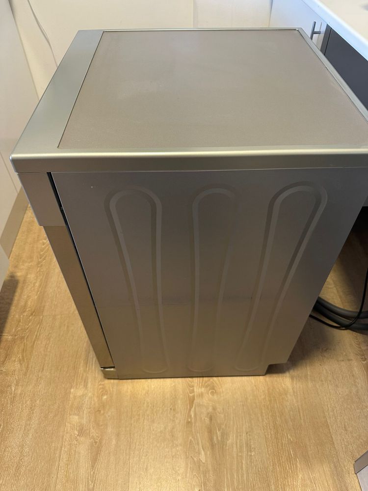 Maquina de Lavar Loiça e Ar-condicionado / aquecedor portátil