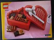 Lego 40759 - Caixa do Dia dos Namorados