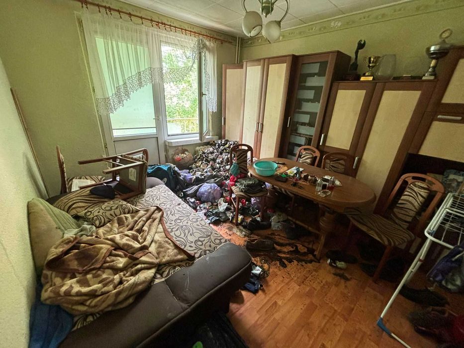 Opróżnianie pomieszczeń likwidacja mieszkań | WYWÓZ MEBLI | po zgonie