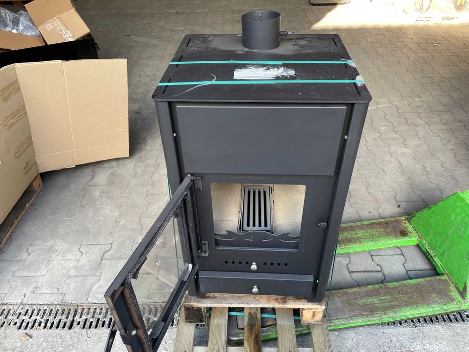 Piec koza piecyk wolnostojący nowoczesny TARA o mocy 12 kW - II Gat 46