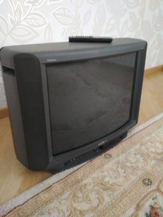 Телевизор SONY TRINITRON Stereo Multisistem KV 2565 MTJ Made in Japan