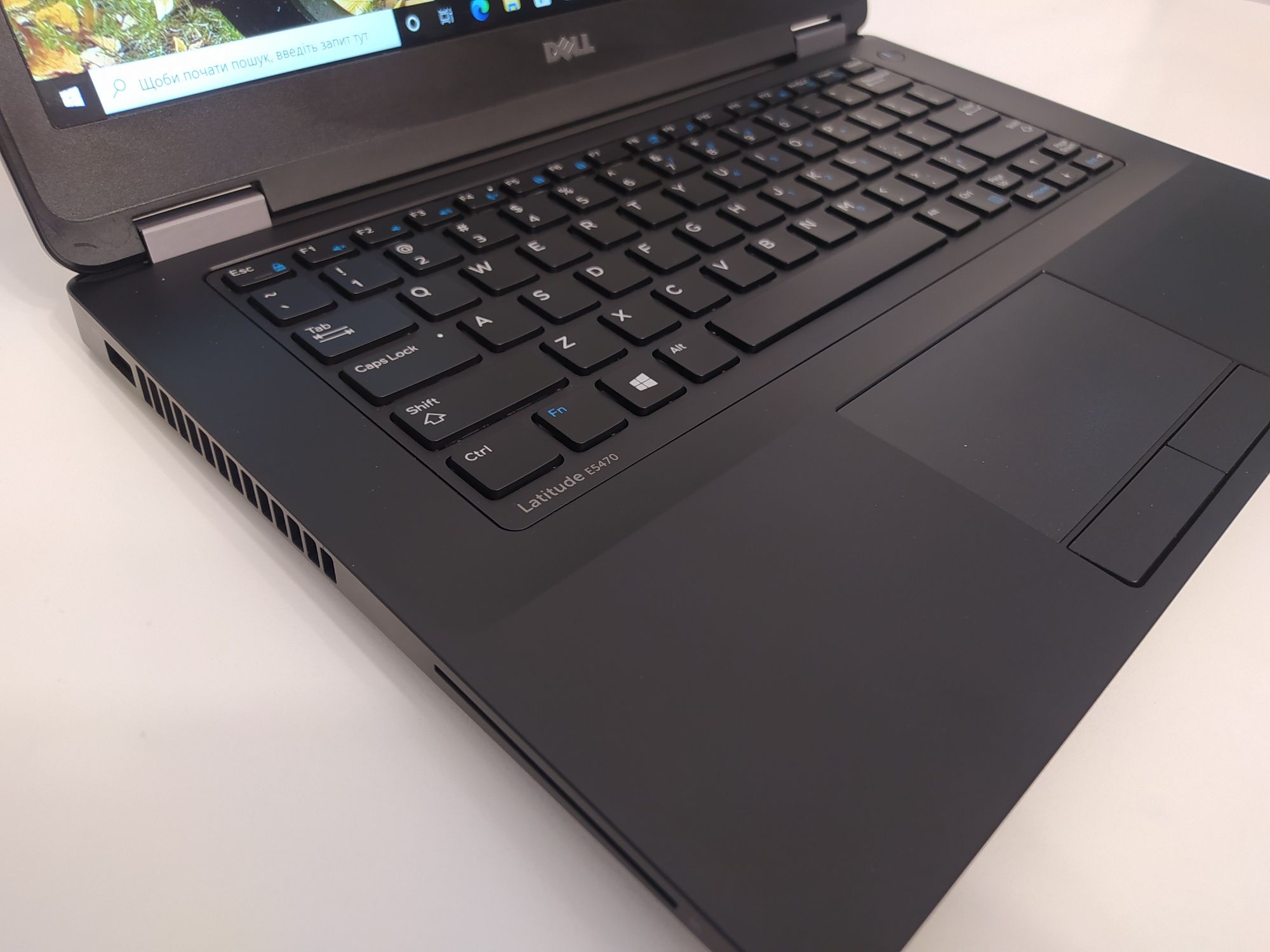 Dell Latitude 5470 14" FHD IPS/I5/8Gb/256Gb