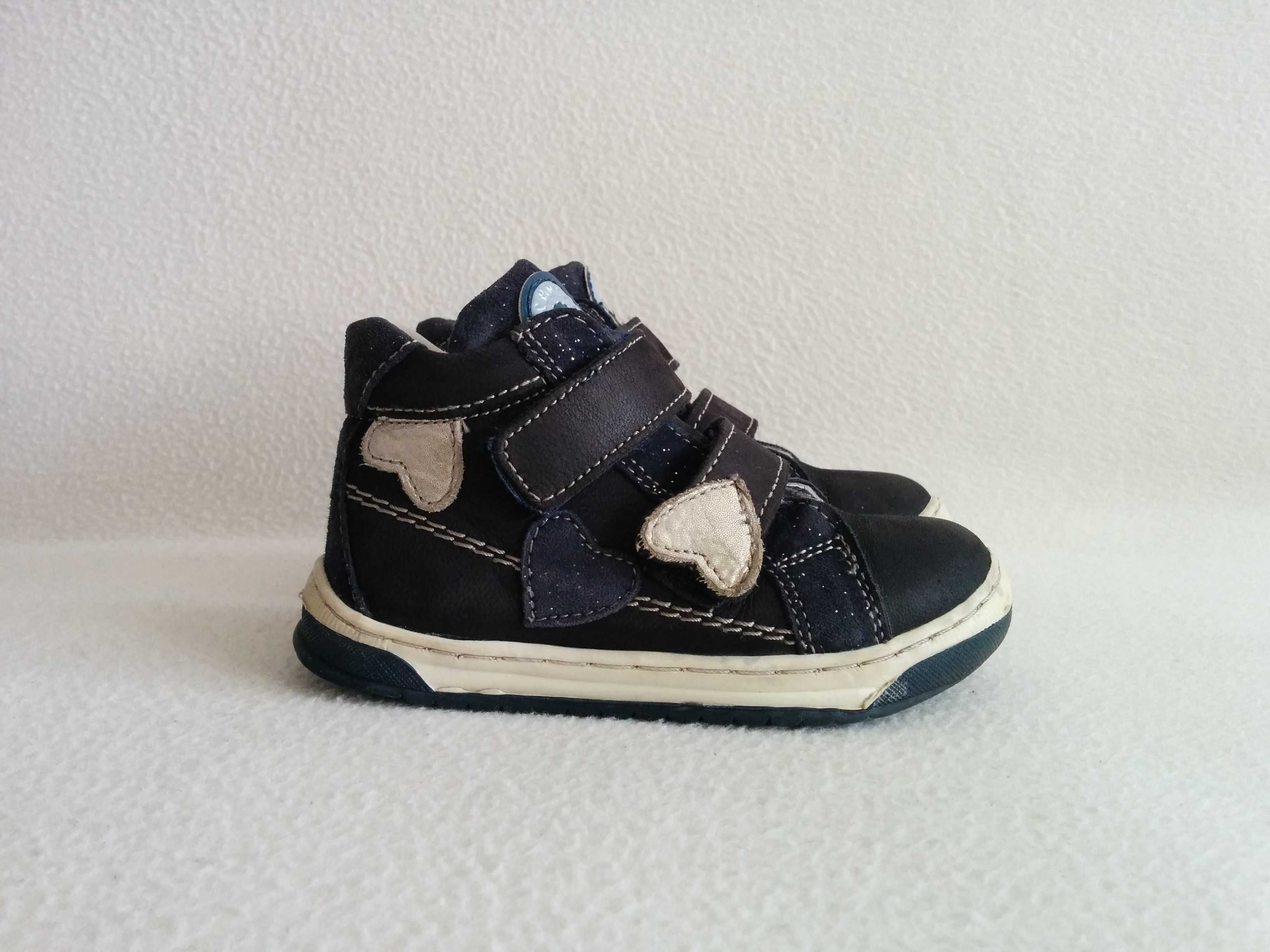 LASOCKI wiosenne buty na rzepy ze skóry naturalnej
