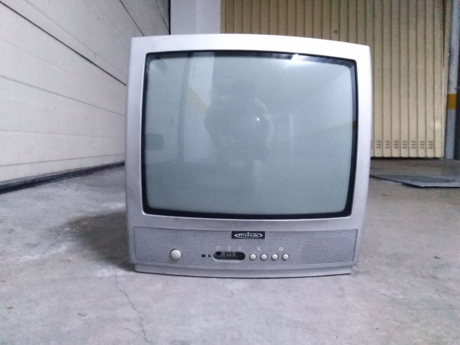 Televisão a cores compacta Mitsai