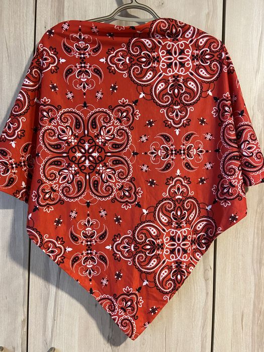Czerwona chusta szal ponczo poncho narzutka dwustronna wzorek