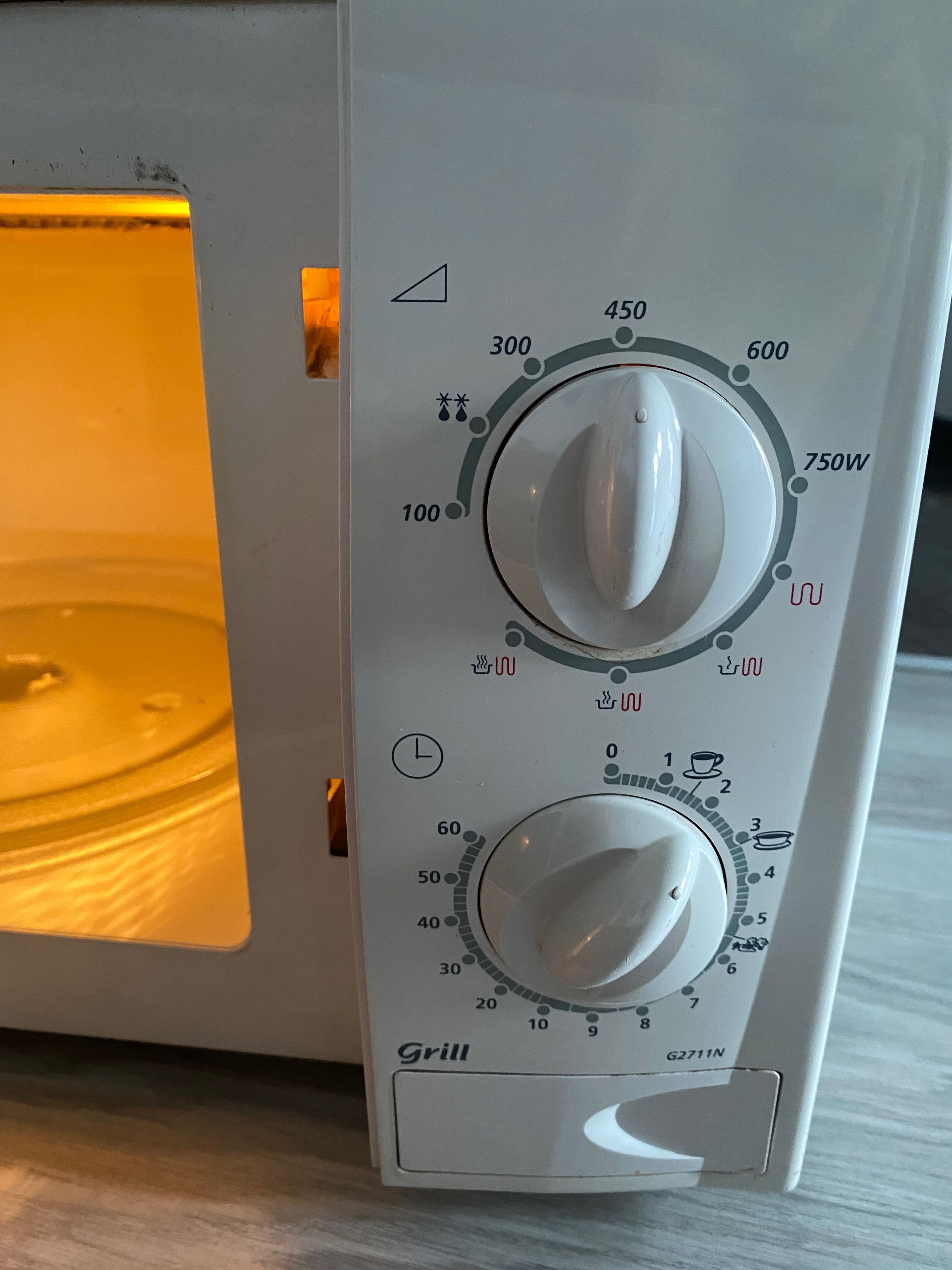 Kuchenka mikrofalowa Samsung