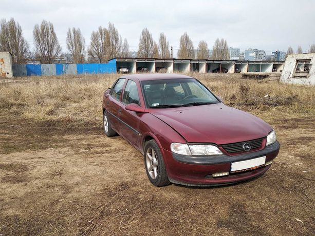 Бампер Opel Vectra B