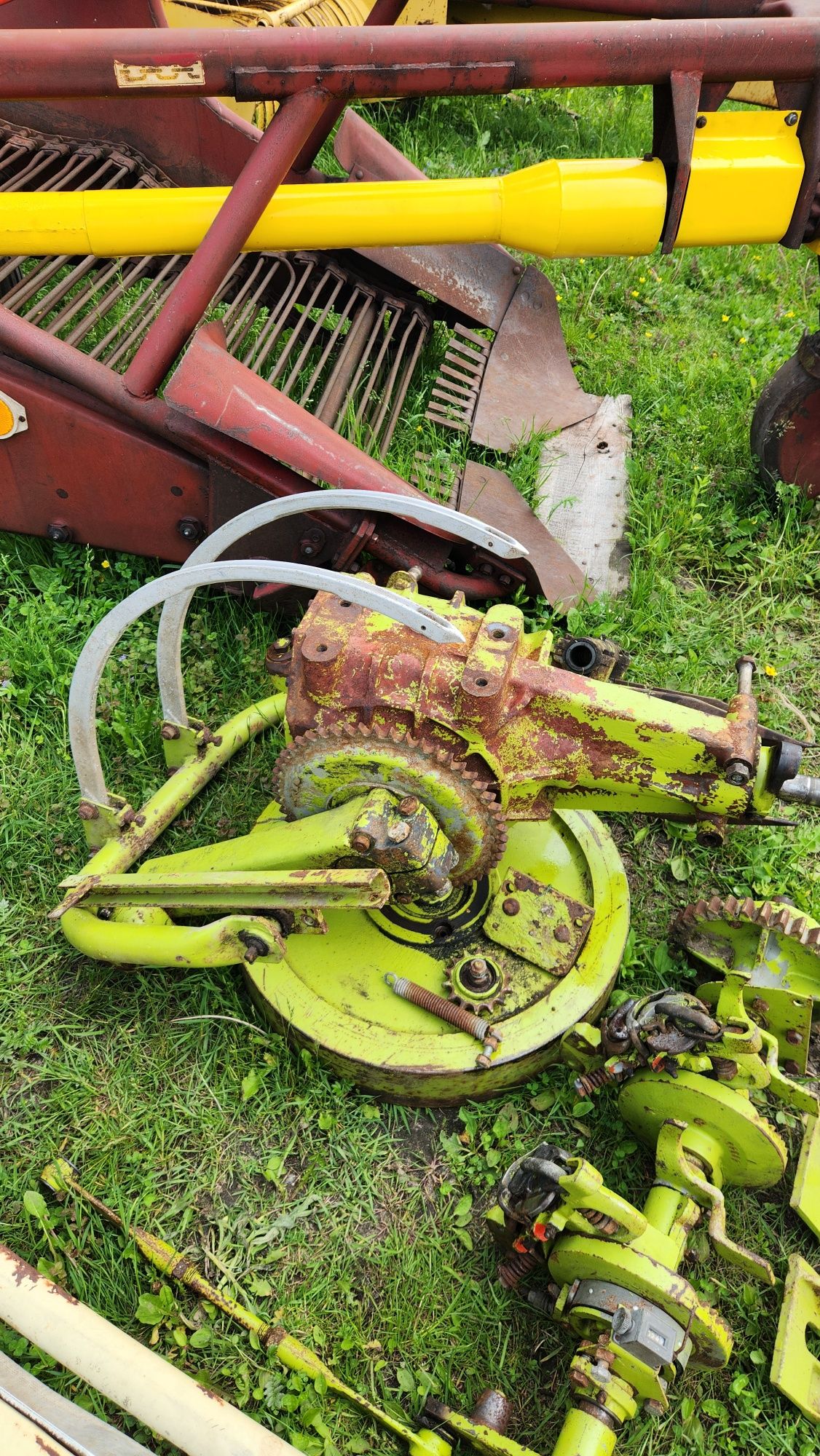 В'язальні апарати Claas markant 50 51 constant  редуктор кардан голки