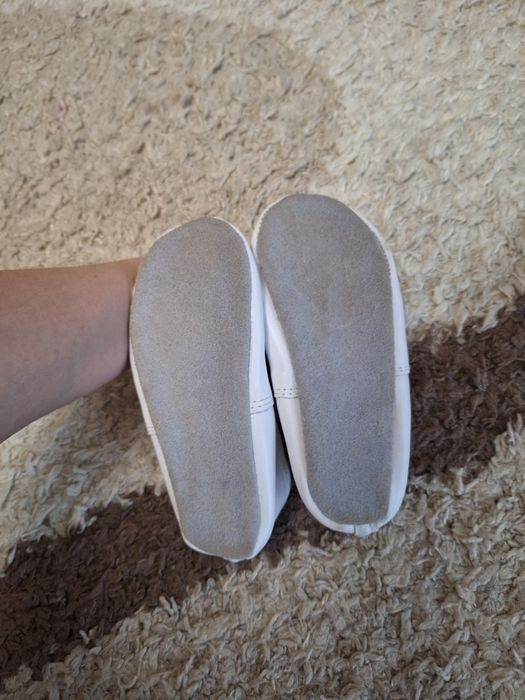 Чешки для дівчинки