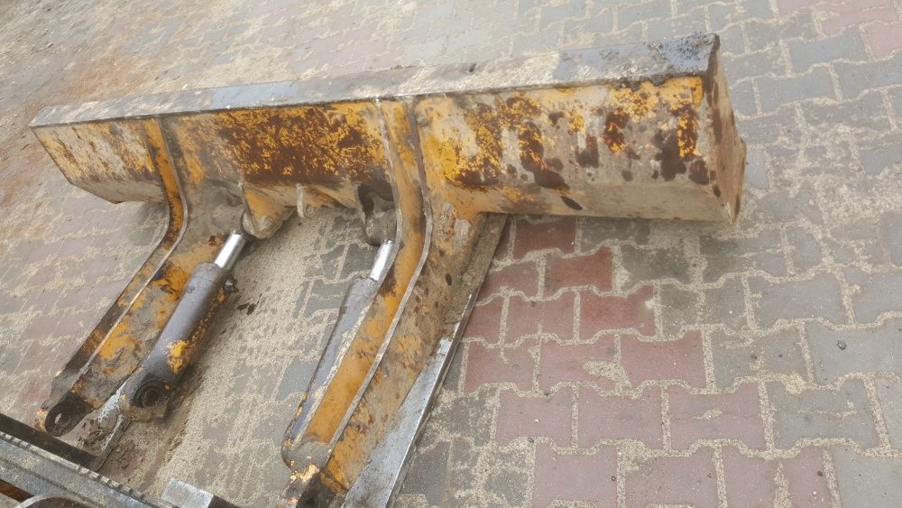 pług do koparki liebherr 902 kompletny z siłownikami lemiesz spych