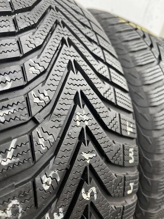 Шини 205/55 r16 Vredestein (підрозділ Bridgestone)
