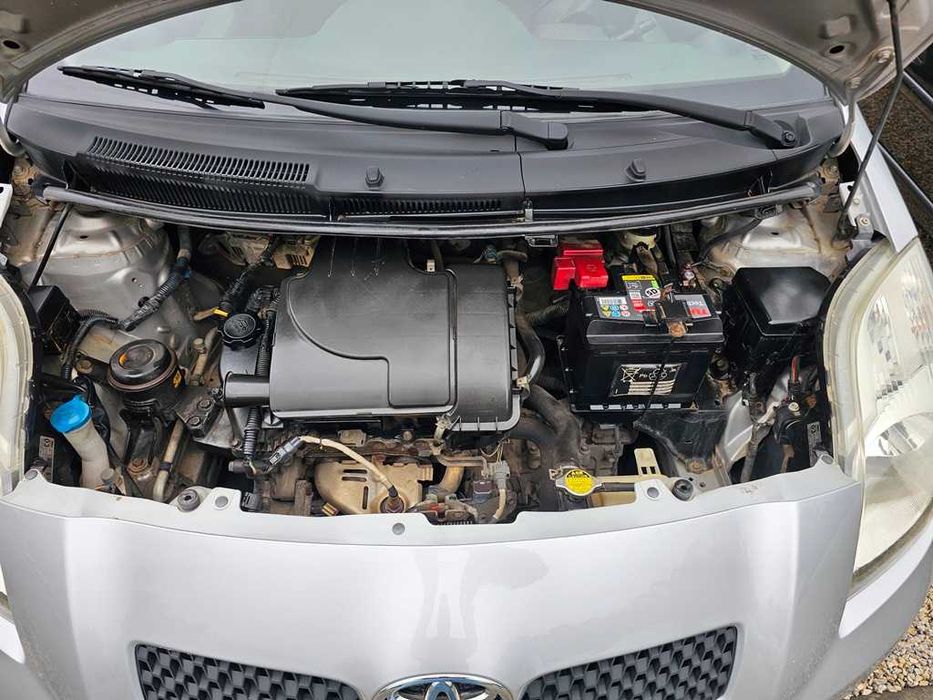 Toyota Yaris 1.0Vvti 70Cv Selo Barato 07/2006