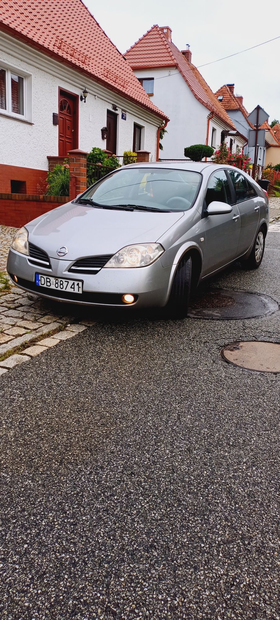 Nissan Primera , kamera ,klima 1,8 benz. Niski prezebieg.