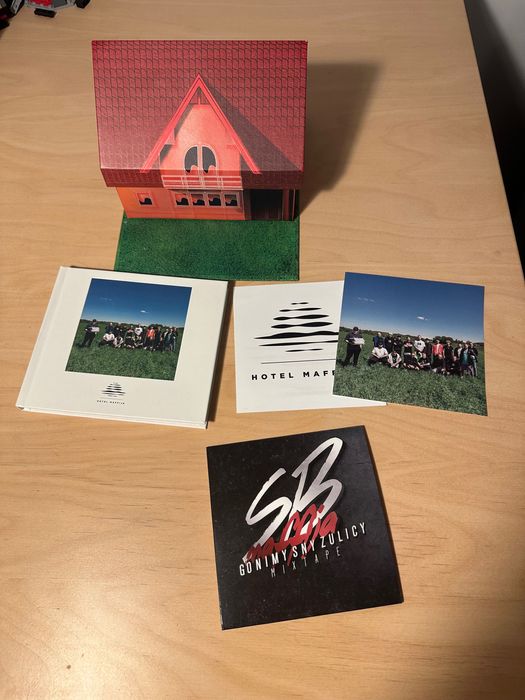 SBM - Hotel Maffija Preorder Box CD Białas Mata White Beteo Bedoes