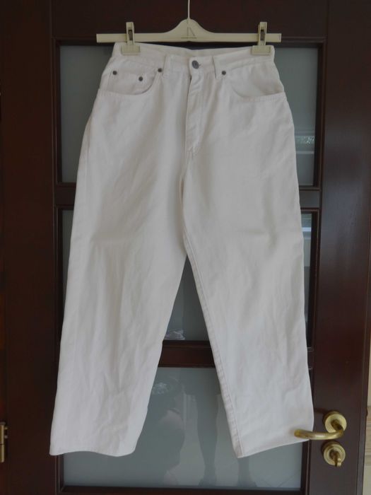 Białe jeansy damskie 3/4