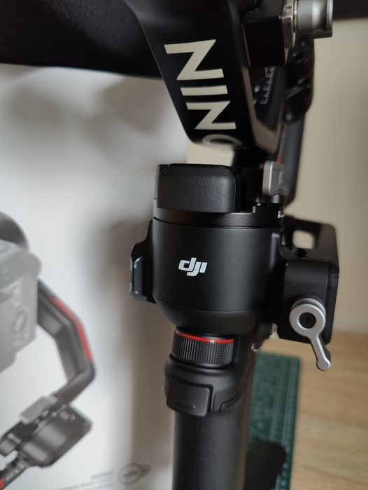 Profesjonalny gimbal Dji RS 4 Combo, nowy, gwarancja