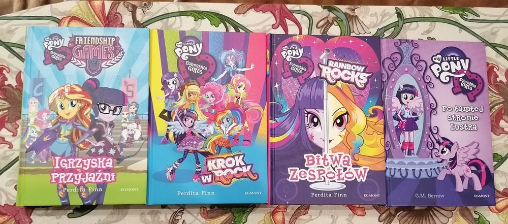 Zestaw książek equestria girls