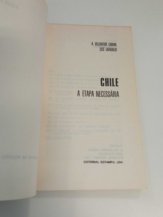 Chile: a etapa necessária, de A. Villaverde e José Garibaldi
