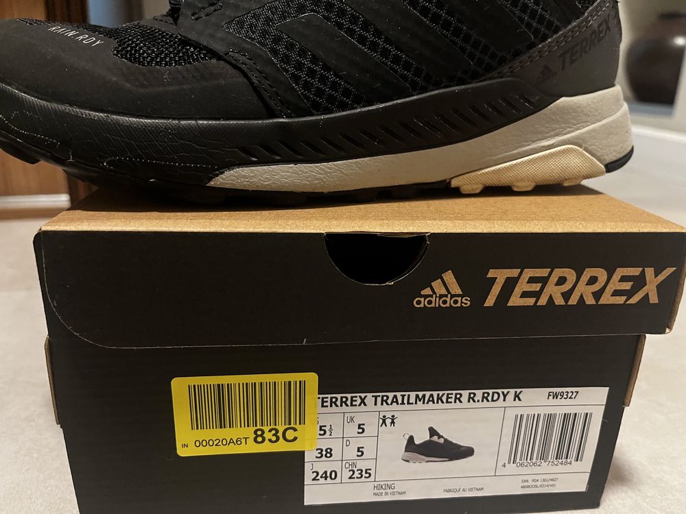 Adidas terrex 38