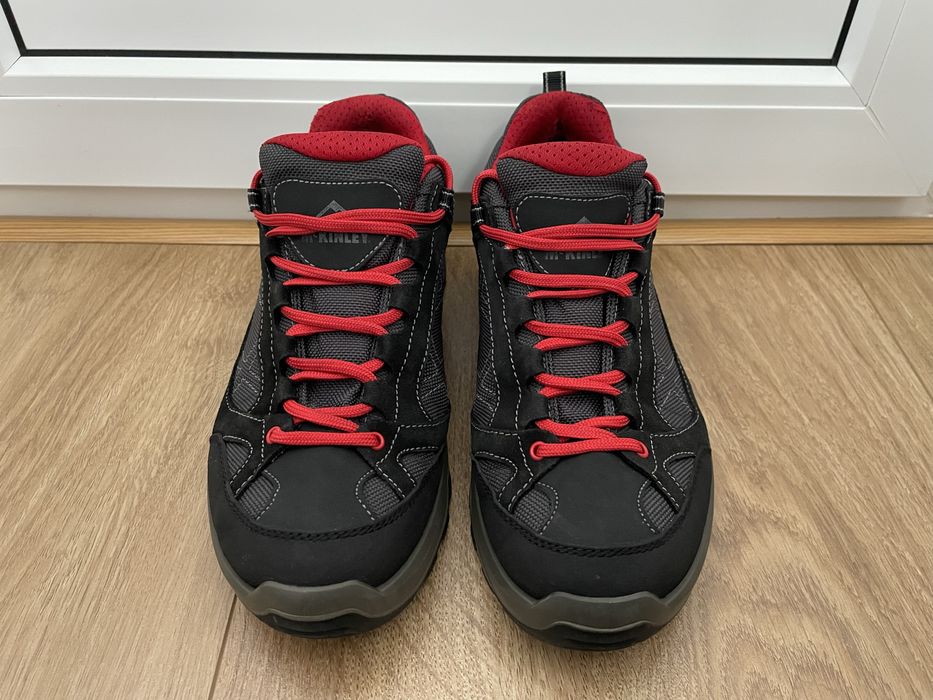 Продам трекінгові кросівки McKinley 41 розмір