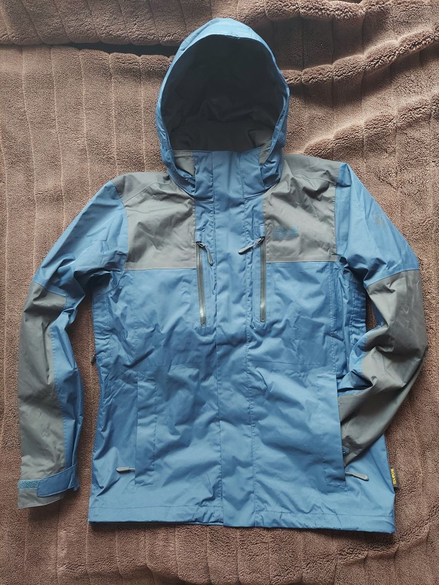 Куртка вітровка фірми Jack Wolfskin jasper Texapore оригінал 

Розмір
