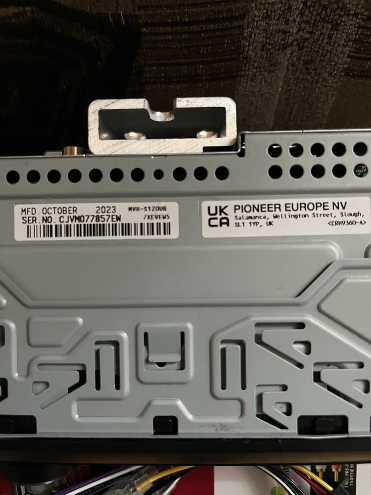 Radio Pioneer MVH-S120UB