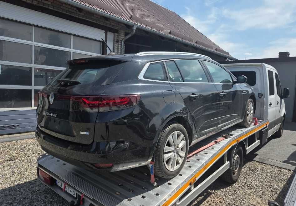 Разборка Renault Megane E-TECH  бампер комплектий