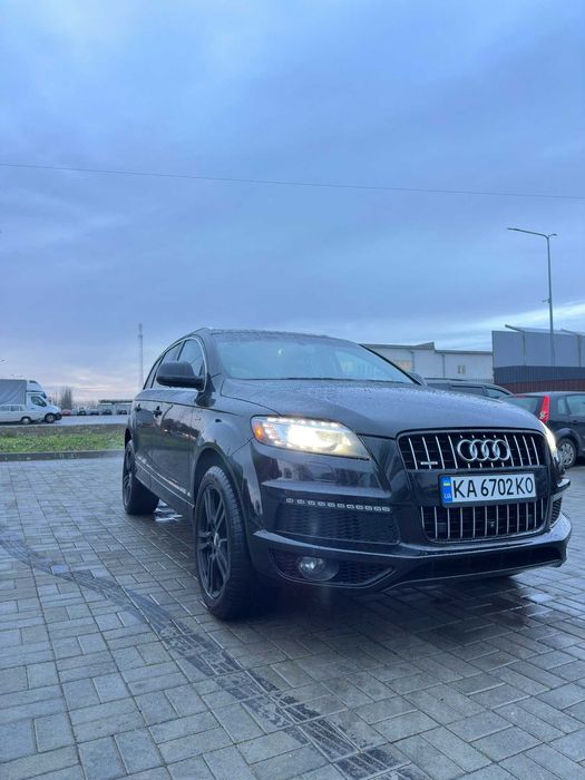 Audi Q7 Quattro  S-line Supercharged 2015 року 3.0 TFSI  (333к.с.)