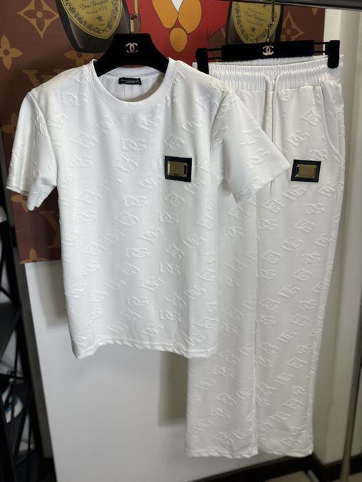 ЦІНА ТАКОГО 3200! Женский костюм на осень БРЕНДОВЫЙ костюм белый s-xl