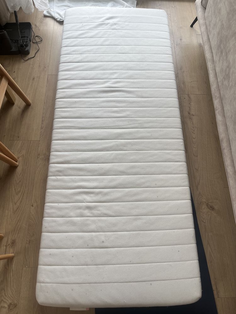 Leżanka łóżko Hemnes IKEA 80x200 cm białe