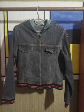 Куртка /пиджак  джинсовая женская