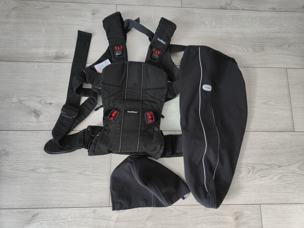 Nosidełko Babybjorn One + otulacz Babybjorn (pokrowiec, śpiworek)