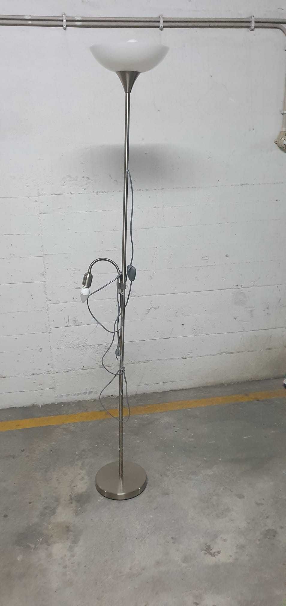 Candeeiro de Pé EGLO Up 2 – Aço, E27, com luz de leitura articulada