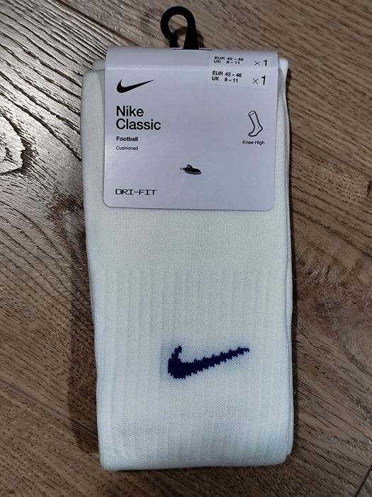Skarpety Getry Piłkarskie Nike Classic Dri-Fit Białe Nowe 42-46