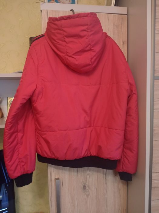 Жіноча тепла куртка